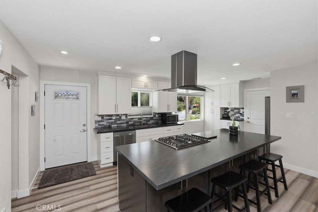 5091 Berryhill Place Riverside, CA 92507 - Photo 14 of 57 Kitchen