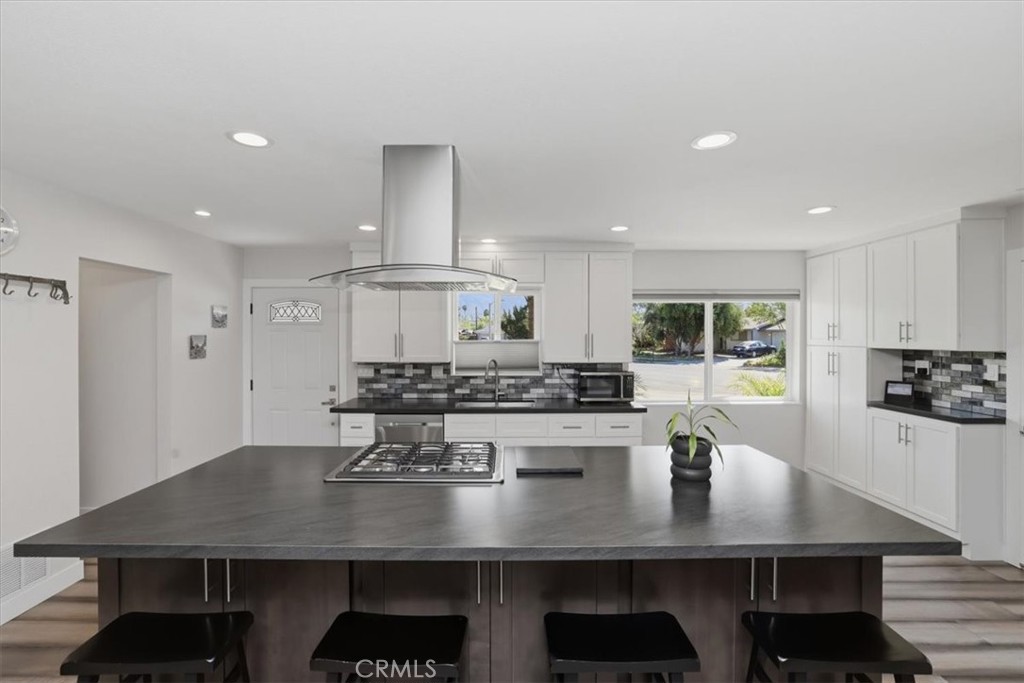 5091 Berryhill Place Riverside, CA 92507 - Photo 20 of 57 Leather Granite Finish