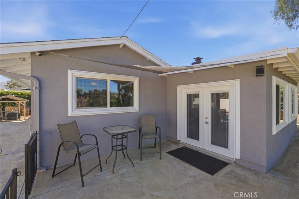 5091 Berryhill Place Riverside, CA 92507 - Photo 35 of 57 Open Patio