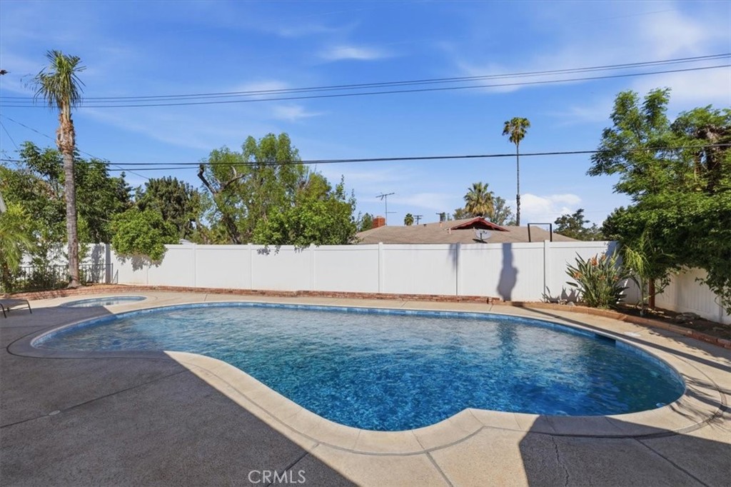 5091 Berryhill Place Riverside, CA 92507 - Photo 5 of 57 Pool & Spa