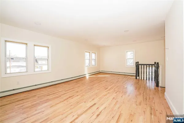 $3,200 | 69 Ross Avenue, Unit 2, Hackensack, NJ 07601