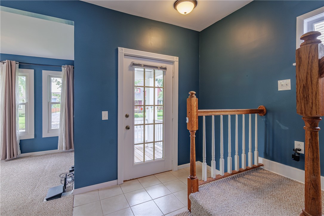 210 Laurelton Road Irondequoit, NY 14609 - Photo 3 of 50