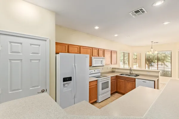 $2,249 | 4091 South Vineyard Avenue, Gilbert, AZ 85297