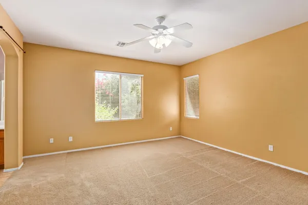 $2,249 | 4091 South Vineyard Avenue, Gilbert, AZ 85297