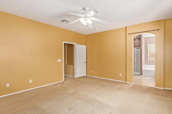 $2,249 | 4091 South Vineyard Avenue, Gilbert, AZ 85297