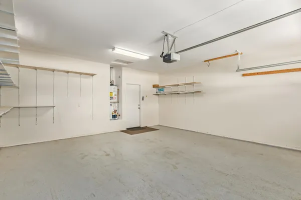 $2,249 | 4091 South Vineyard Avenue, Gilbert, AZ 85297