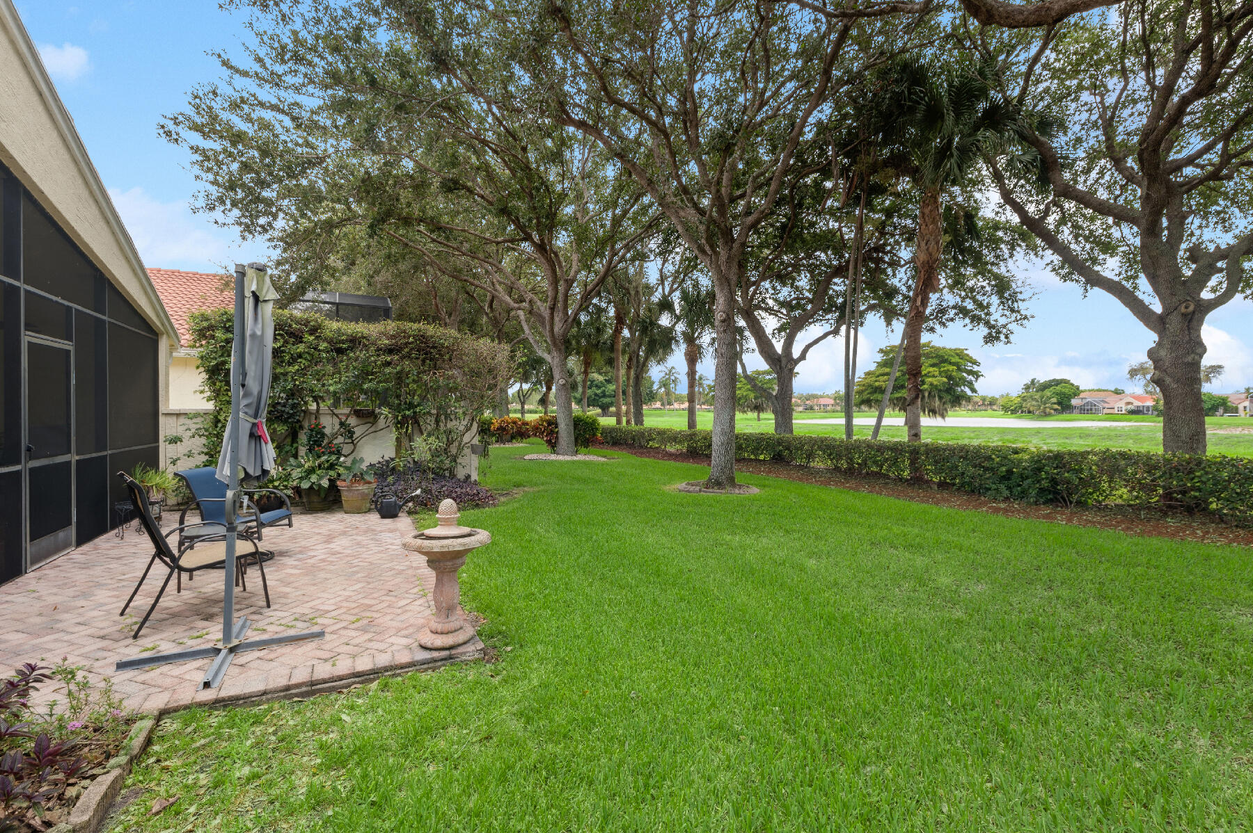 12155 Roma Road Boynton Beach, FL 33436 - Photo 17 of 35 PRIVATE BACKYARD