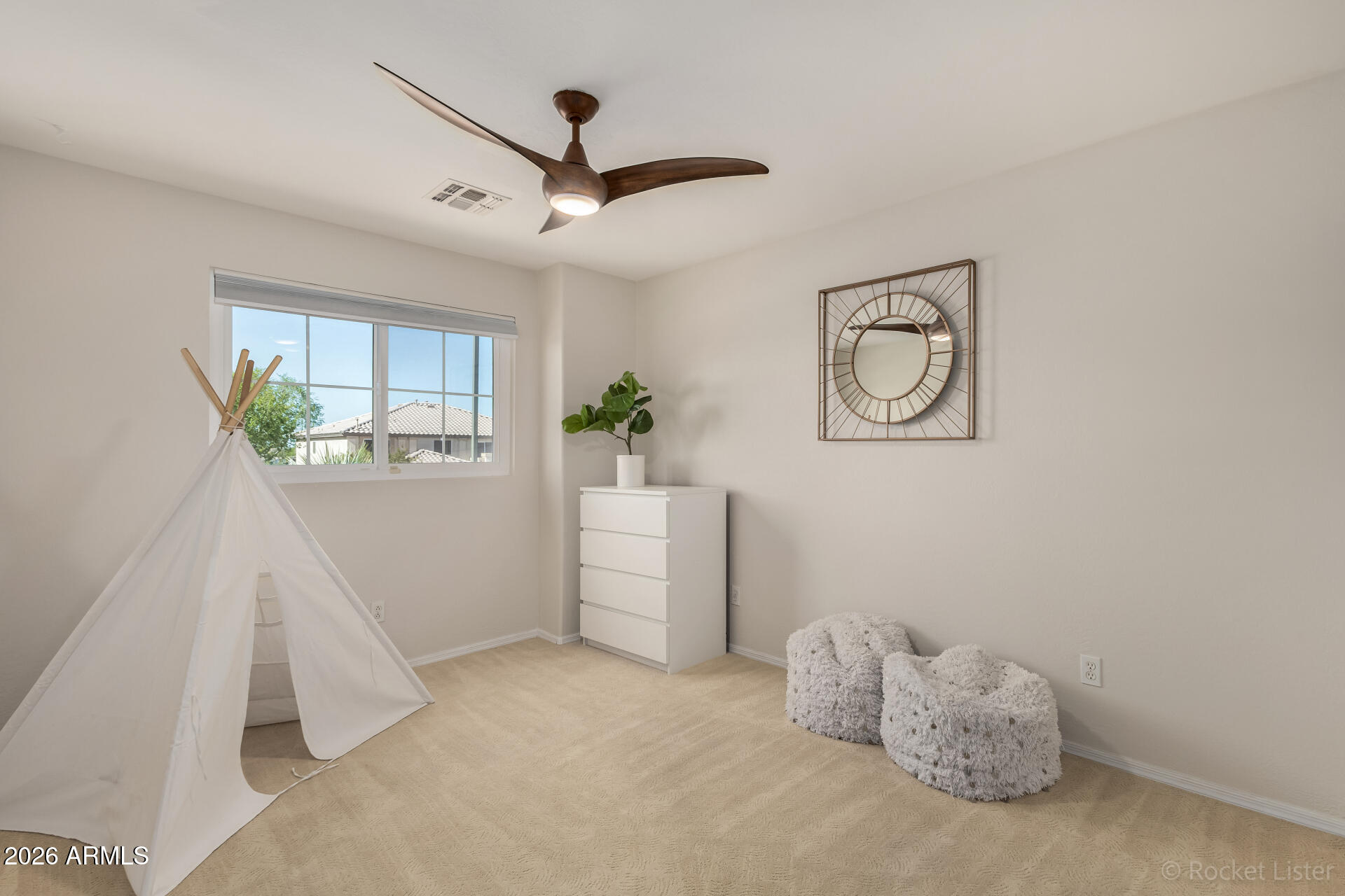 2611 East Catclaw Street Gilbert, AZ 85296 - Photo 18 of 29 a room with toys and entryway