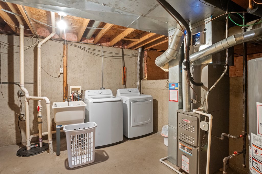 232 Stamford Lane Romeoville, IL 60446 - Photo 40 of 48 a utility room with dryer and washer