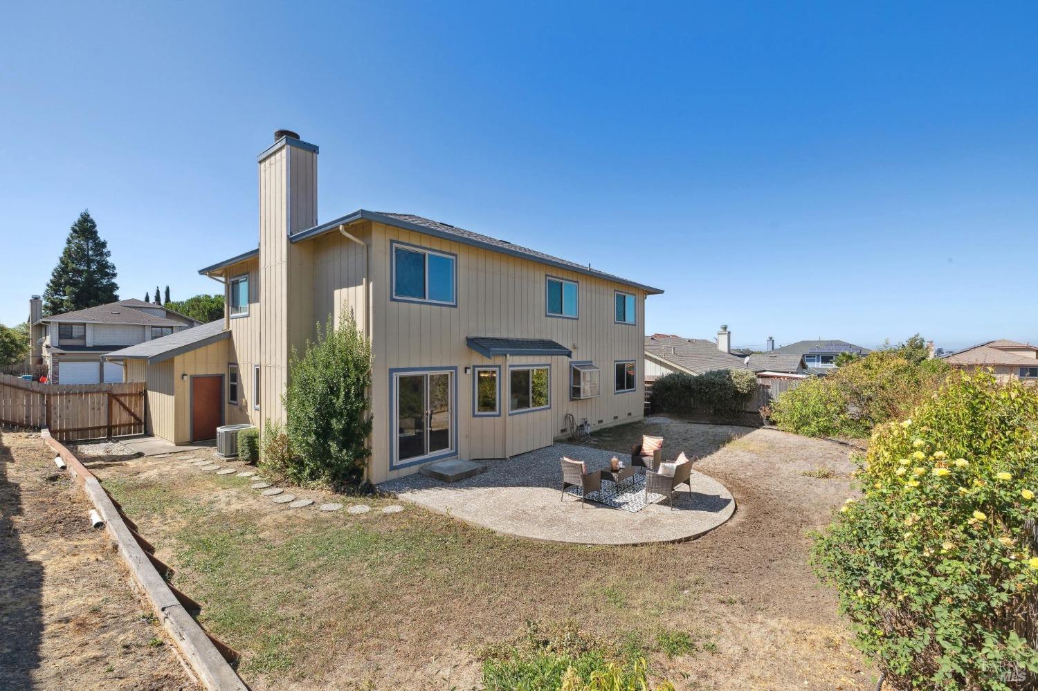 284 Preakness Lane Vallejo, CA 94591 - Photo 29 of 62 a view of a house with backyard porch and sitting area