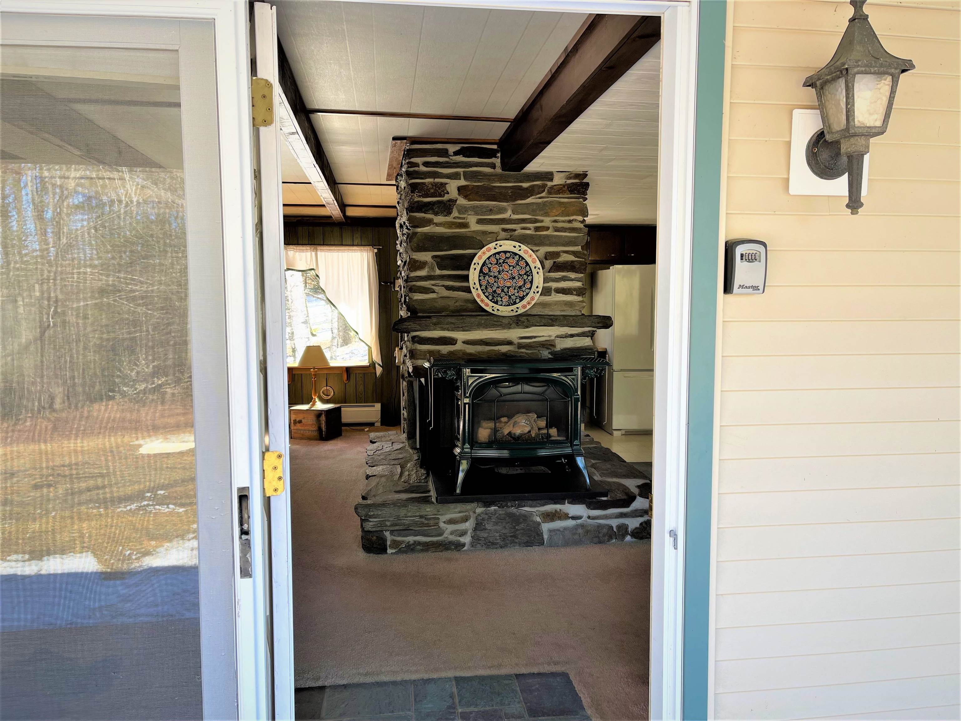 5634 North Road Bethel, VT 05032 - Photo 2 of 28