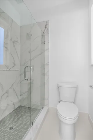 $2,500,000 | 2210 Southwest 122nd Terrace, Davie, FL 33325