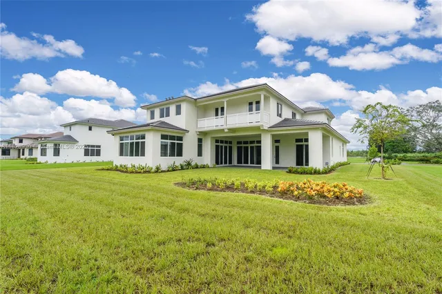 $2,500,000 | 2210 Southwest 122nd Terrace, Davie, FL 33325
