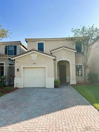 $4,200 | 636 Northeast 193rd Street, Unit 636, Miami, FL 33179