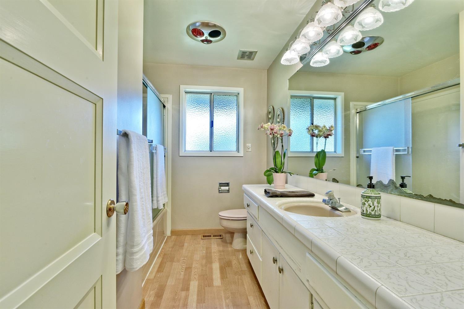 2948 Hillcrest Road Medford, OR 97504 - Photo 29 of 35 Additional Photo