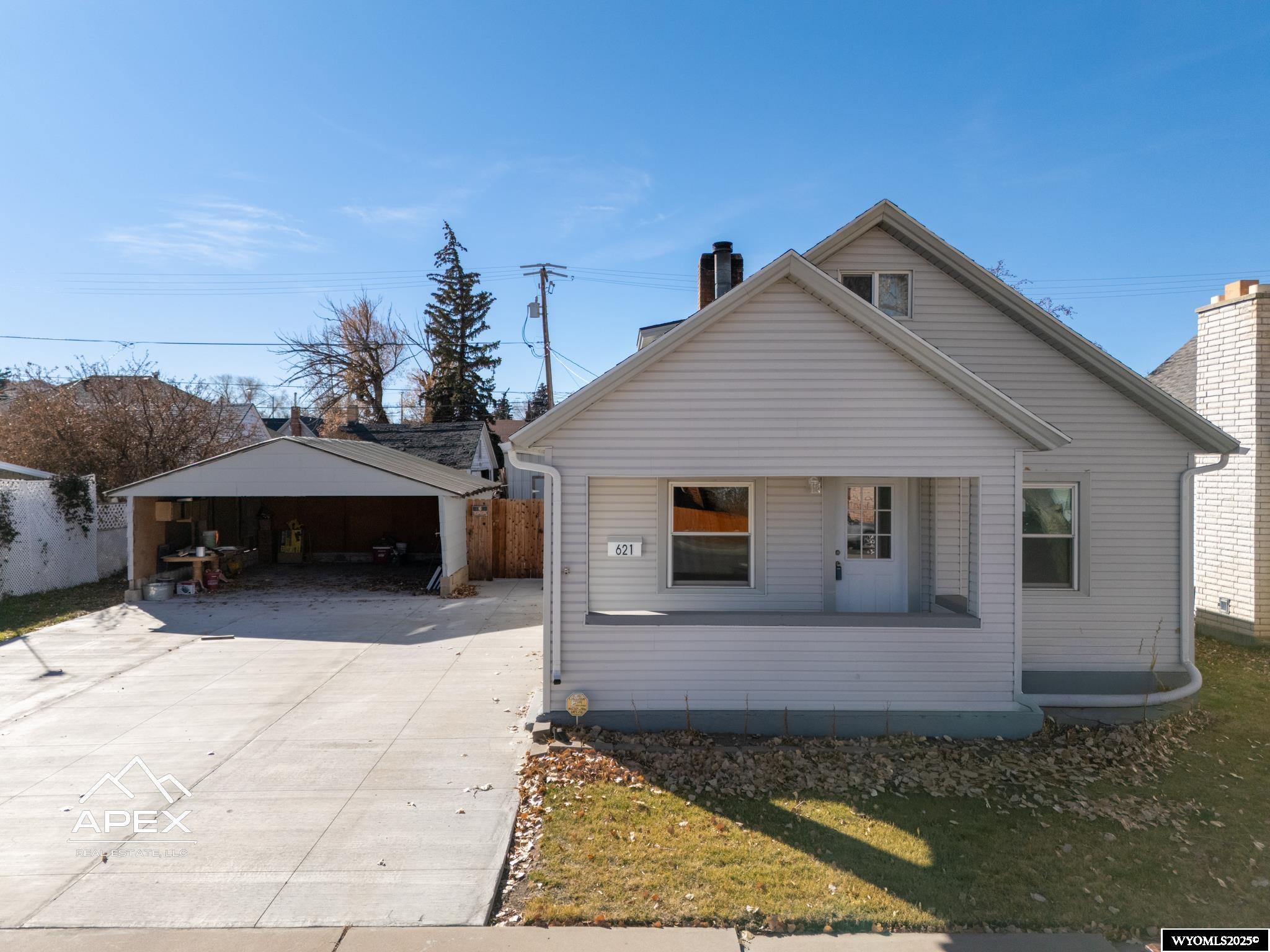 621 Main Street Evanston, WY 82930 - Photo 1 of 24