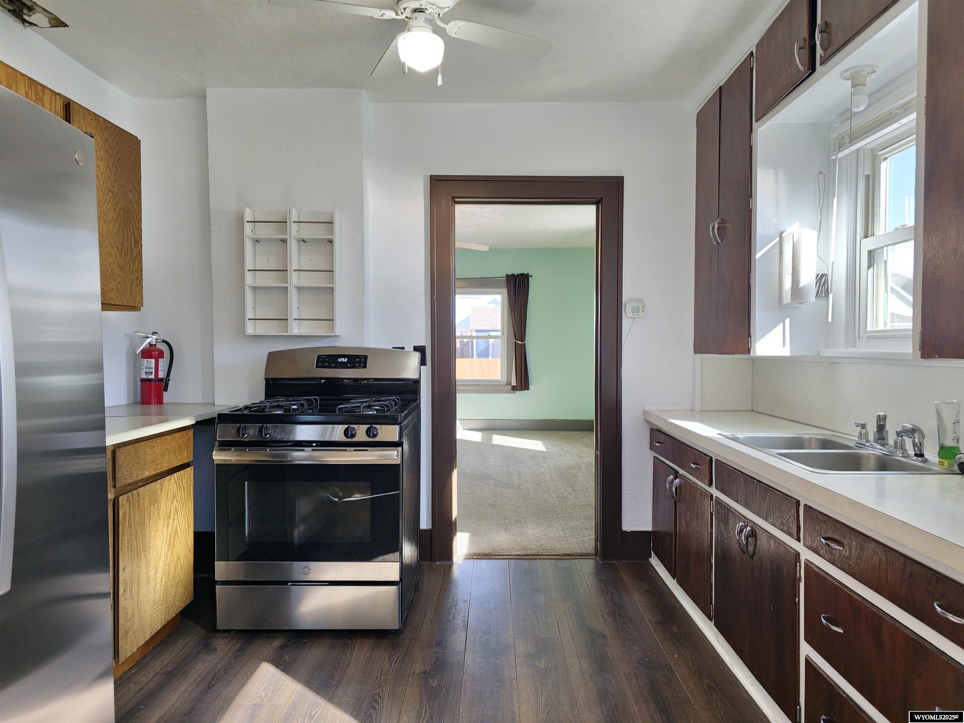 621 Main Street Evanston, WY 82930 - Photo 8 of 24