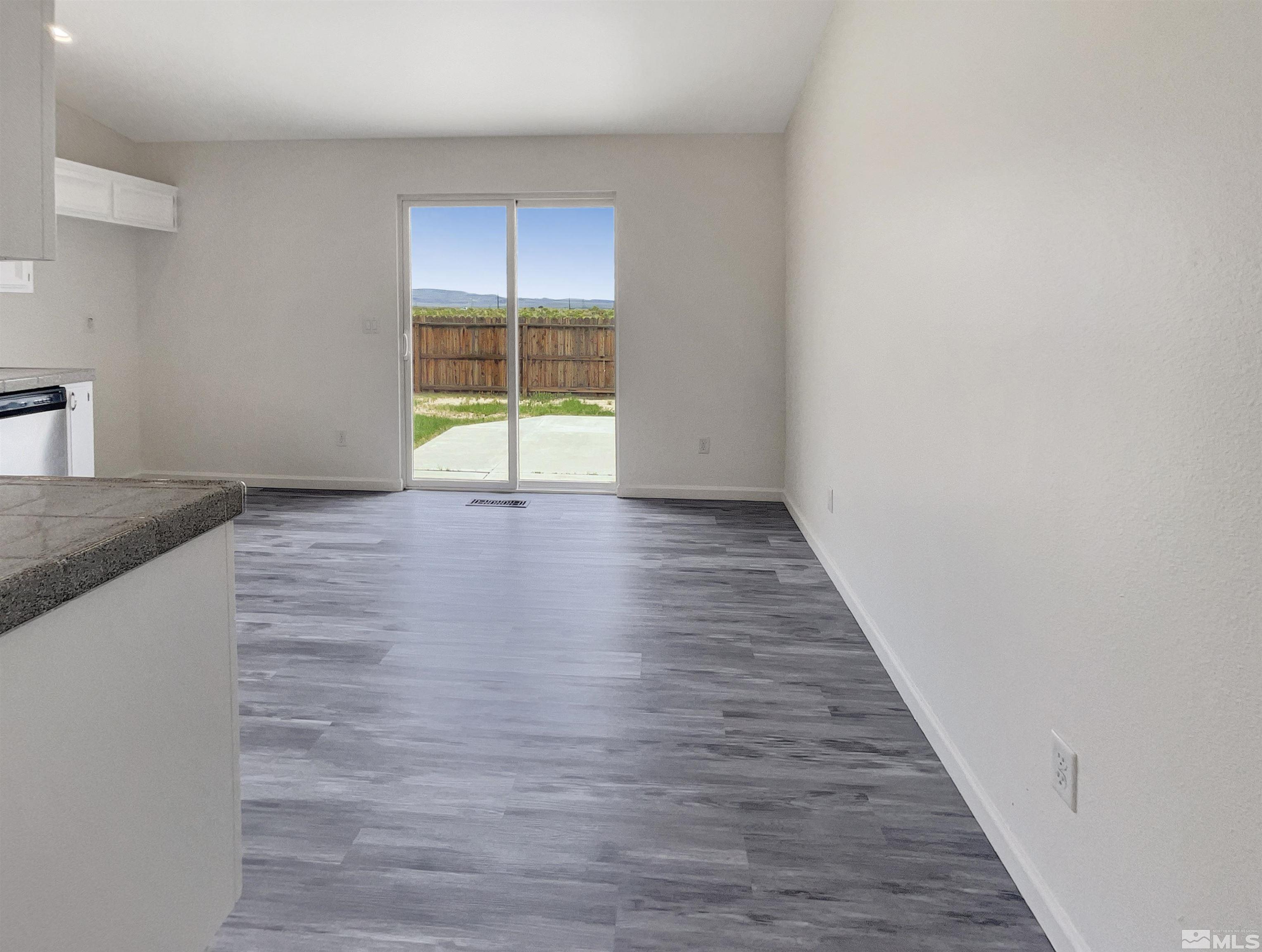508 St Louis Road Fernley, NV 89408 - Photo 4 of 17 Photo 4