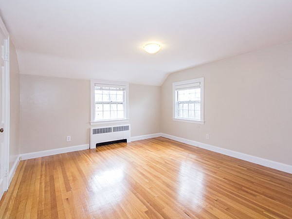 122 Roundwood Road Newton, MA 02464 - Photo 13 of 22