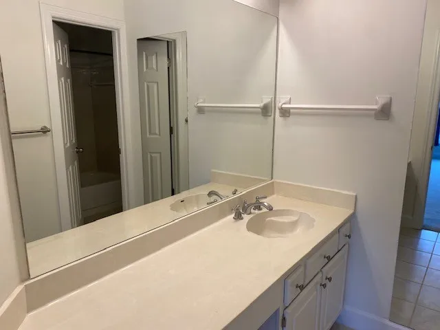 $2,100 | 409 Ashlawn Court, Nashville, TN 37215