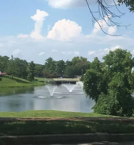 $2,100 | 409 Ashlawn Court, Nashville, TN 37215