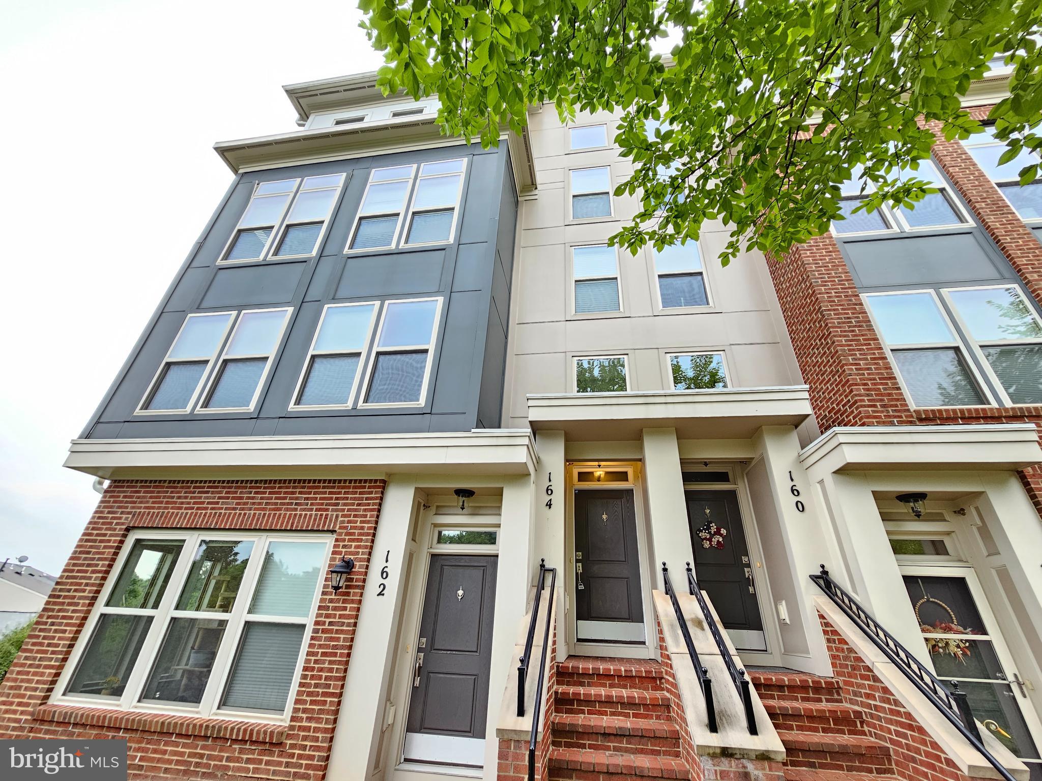164 Copley Circle, Unit 27B Gaithersburg, MD 20878 - Photo 3 of 34 front view of a building