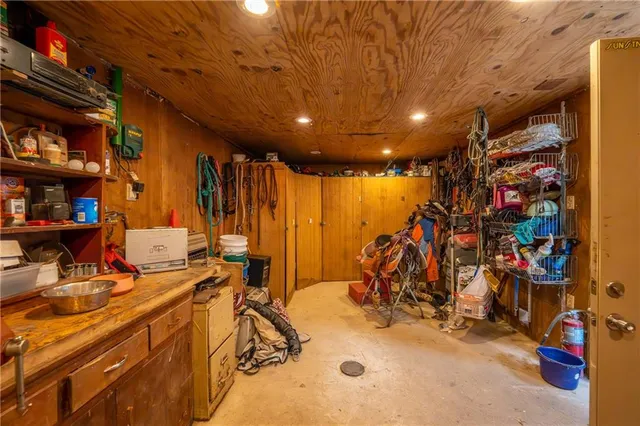 a view of a storage & utility room