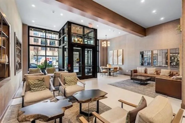 $3,500 | 18 Artisan Drive, Unit 219, Salem, NH 03079