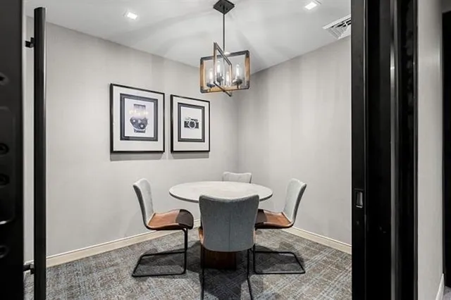 $3,500 | 18 Artisan Drive, Unit 219, Salem, NH 03079