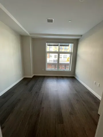 $3,500 | 18 Artisan Drive, Unit 219, Salem, NH 03079