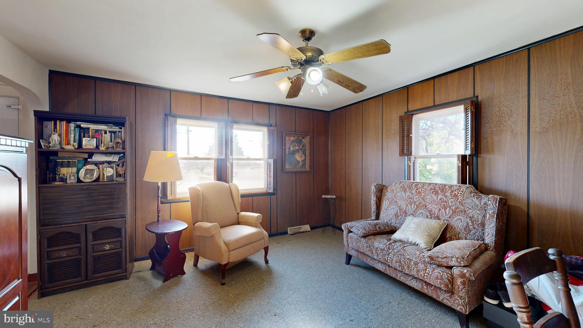 11939 Willow Grove Road Camden Wyoming, DE 19934 - Photo 4 of 31 Living room