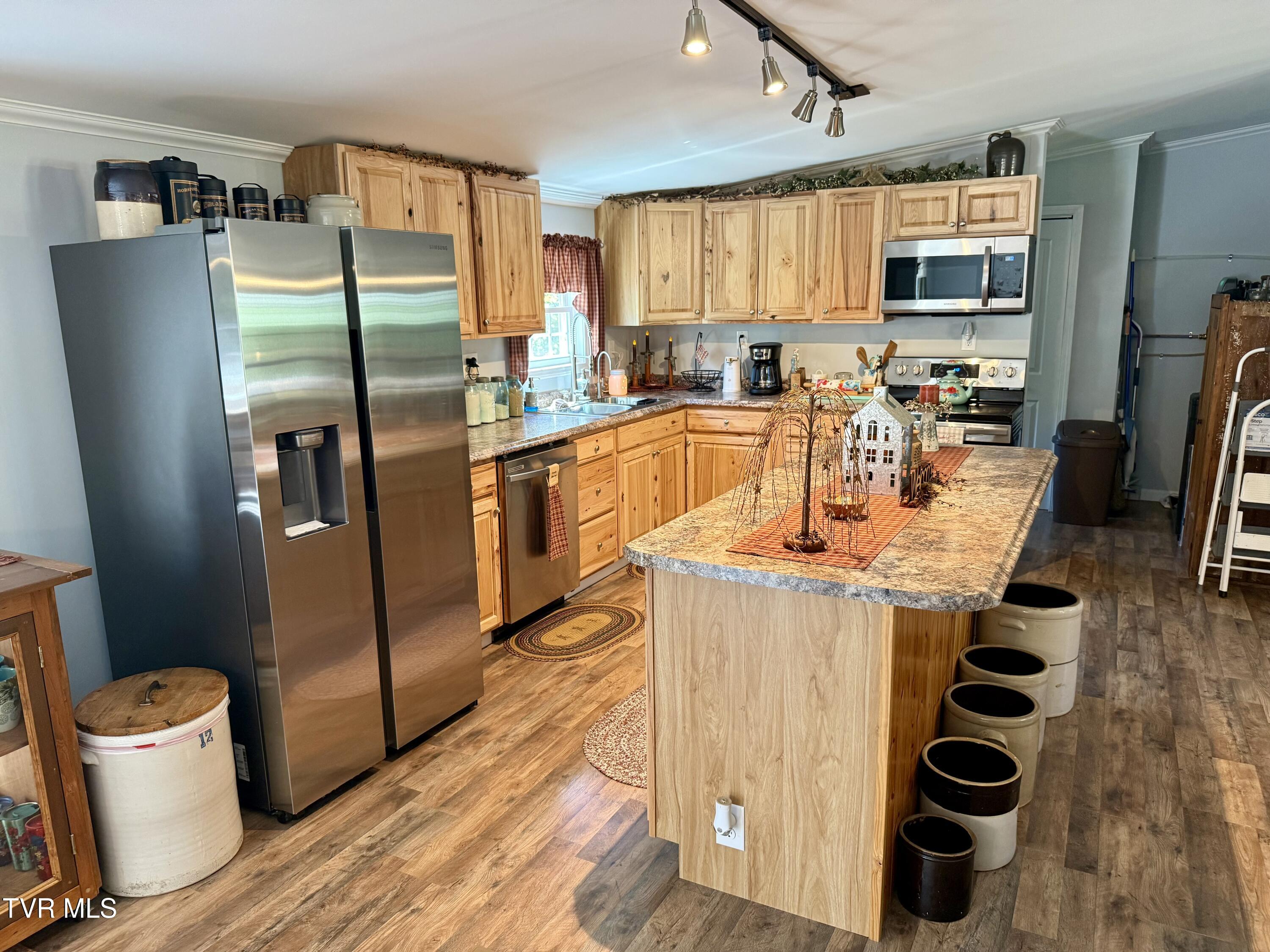 2418 Beech Creek Road Rogersville, TN 37857 - Photo 9 of 74 IMG_3808