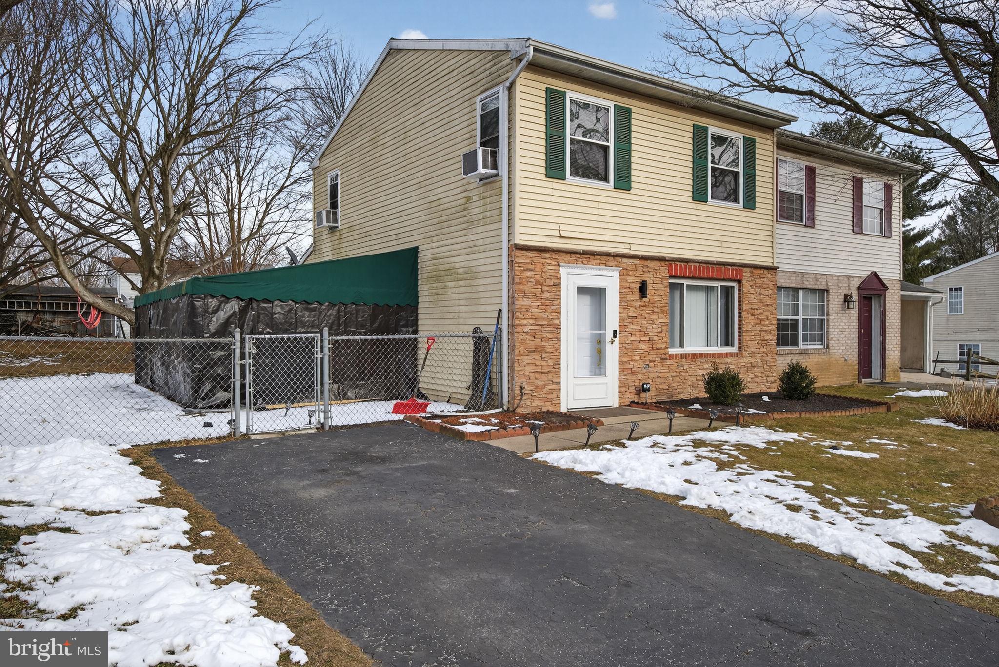 1111 Williamsburg Road Lancaster, PA 17603 - Photo 2 of 26 Gallery Image 2