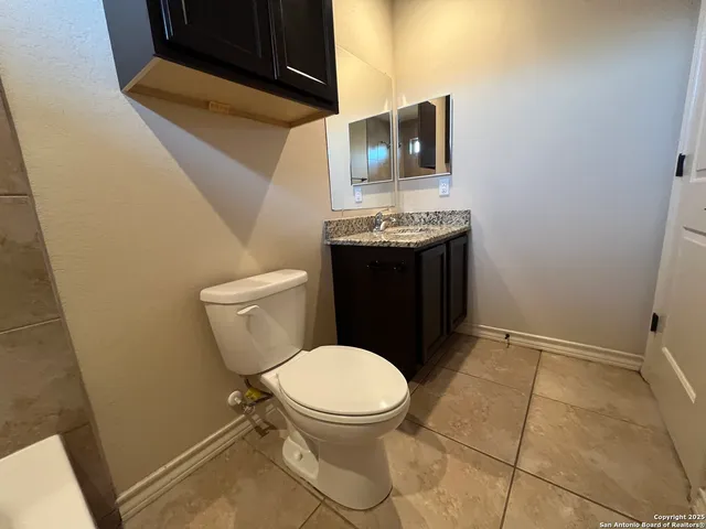 $1,395 | 6011 Jax Way, Unit 104, San Antonio, TX 78244