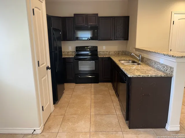 $1,395 | 6011 Jax Way, Unit 104, San Antonio, TX 78244