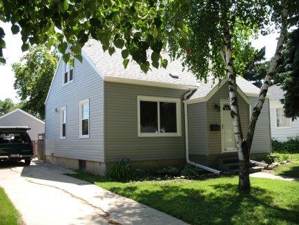 4007 Wright Avenue Racine, WI 53405 - Photo 1 of 1 Front of House