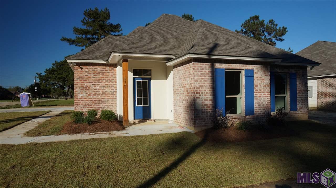 9181 Lockhart Road Denham Springs, LA 70726 - Photo 1 of 18
