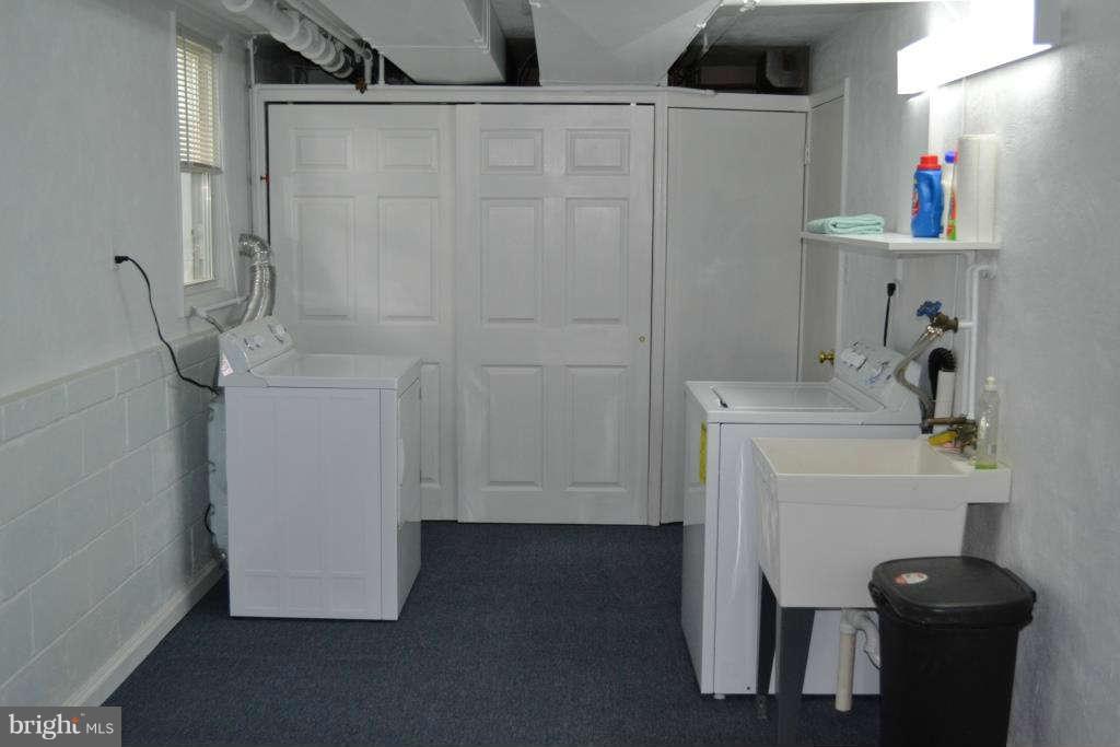 1117 Ryegate Road Baltimore, MD 21286 - Photo 22 of 27 Laundry Room
