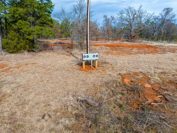 $114,400 | 2710 Farm To Market 2710, Lindale, TX 75771