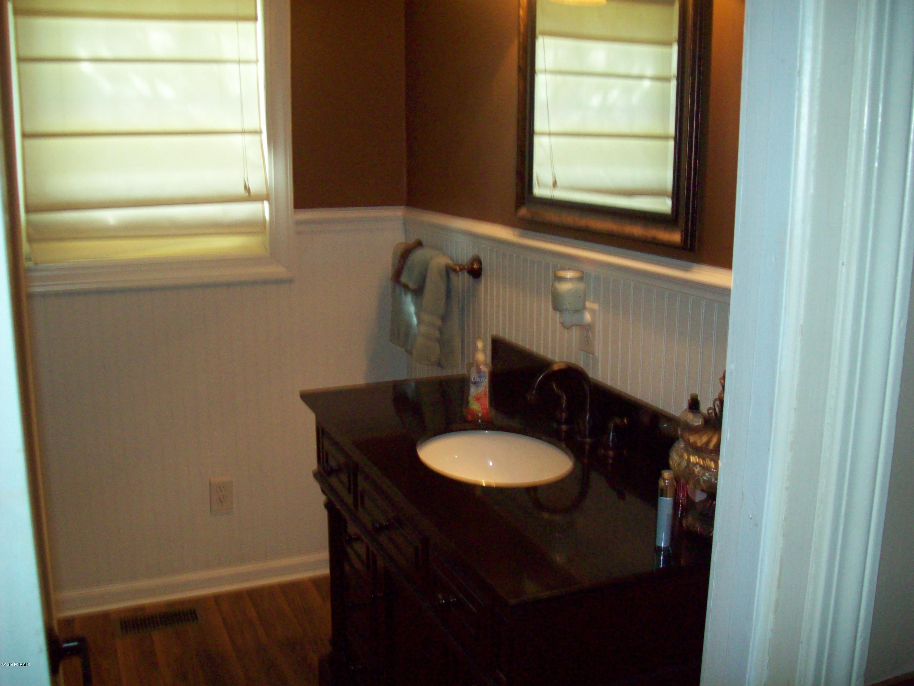 502 Fair Bluff Road Tabor City, NC 28463 - Photo 11 of 19 100_2086