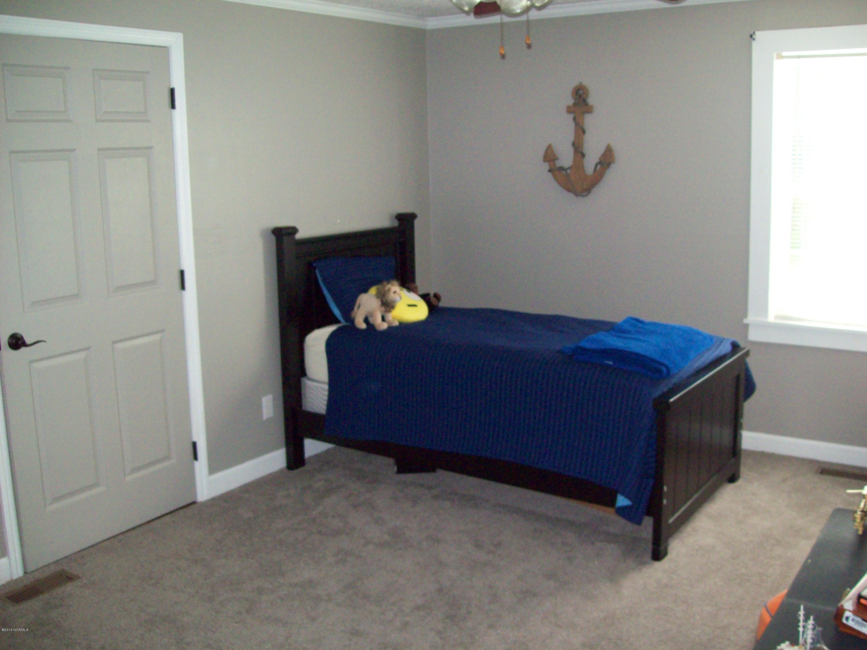 502 Fair Bluff Road Tabor City, NC 28463 - Photo 9 of 19 100_2084