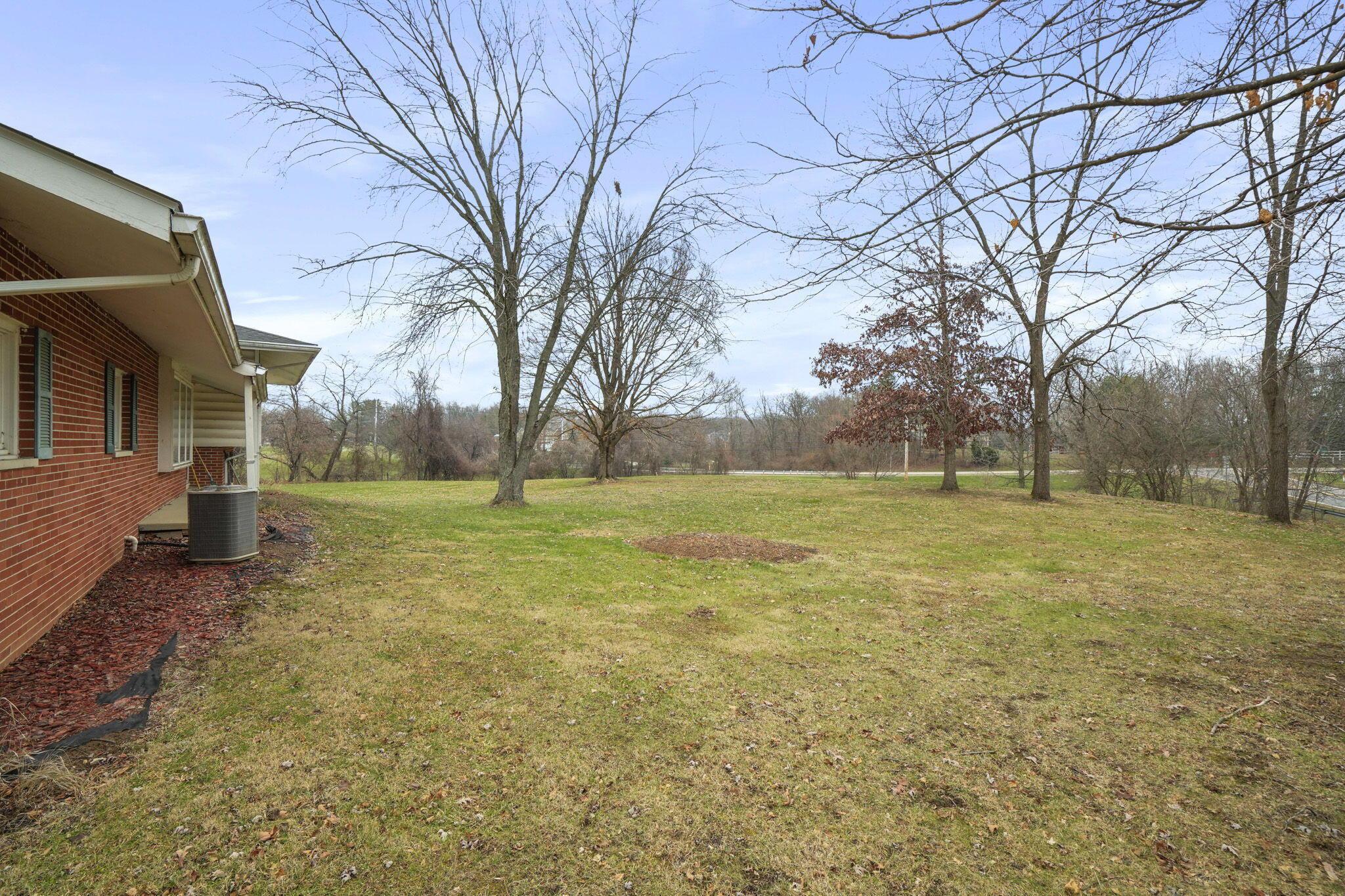 2840 Rutherford Road Powell, OH 43065 - Photo 43 of 47 37-web-or-mls-DSC00949