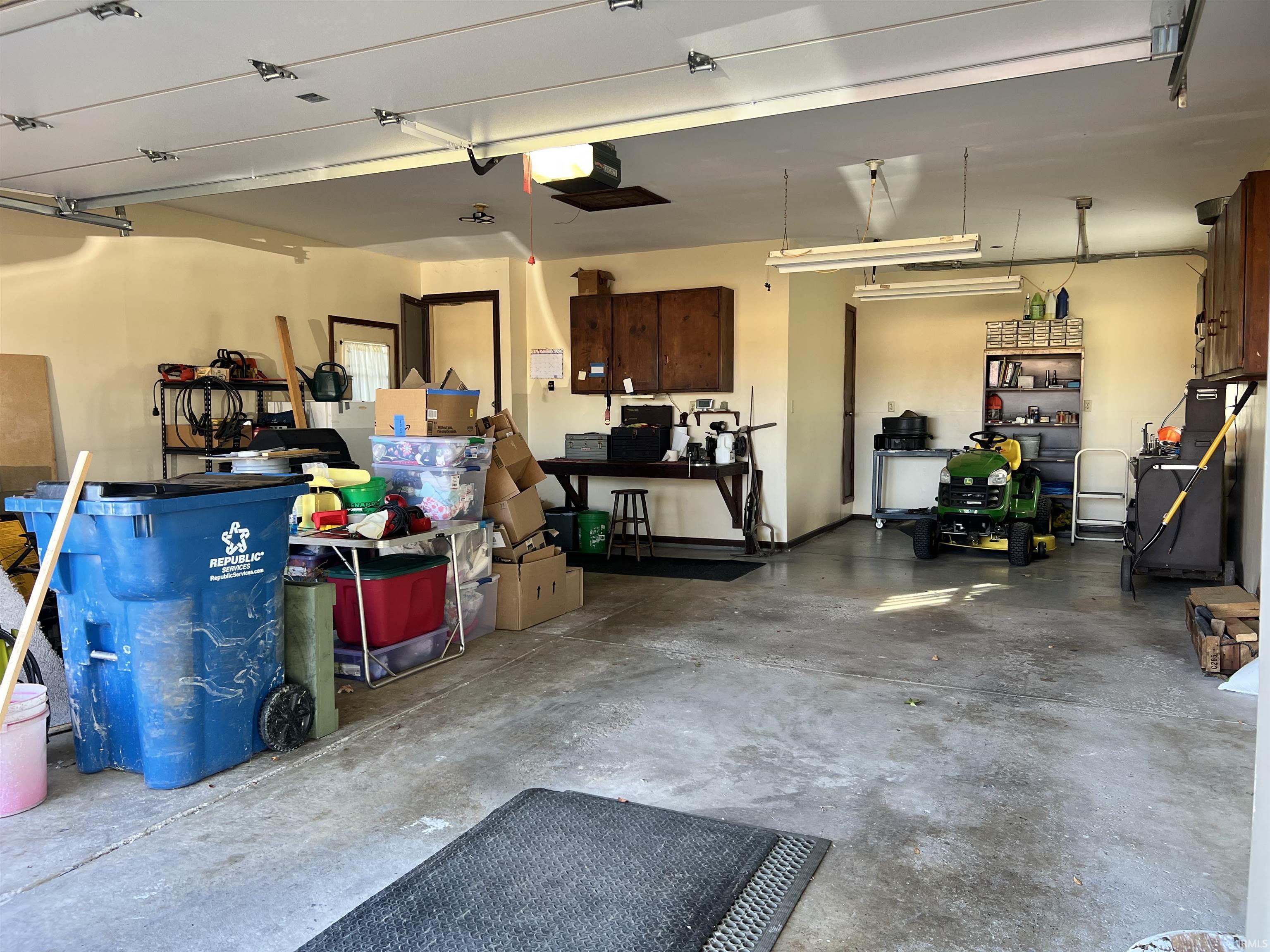 2103 West Hamilton Road South Fort Wayne, IN 46819 - Photo 17 of 20