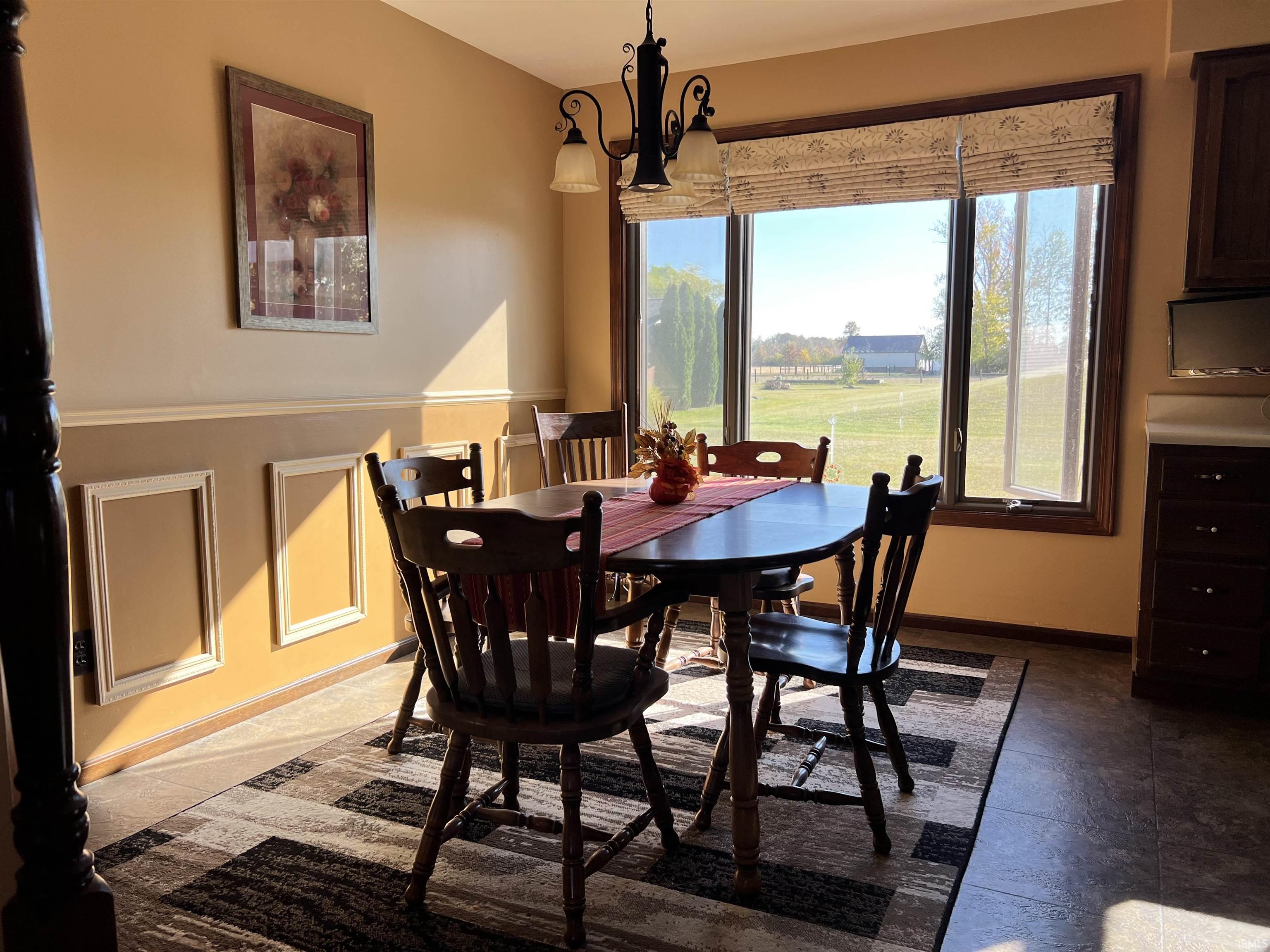 2103 West Hamilton Road South Fort Wayne, IN 46819 - Photo 5 of 20