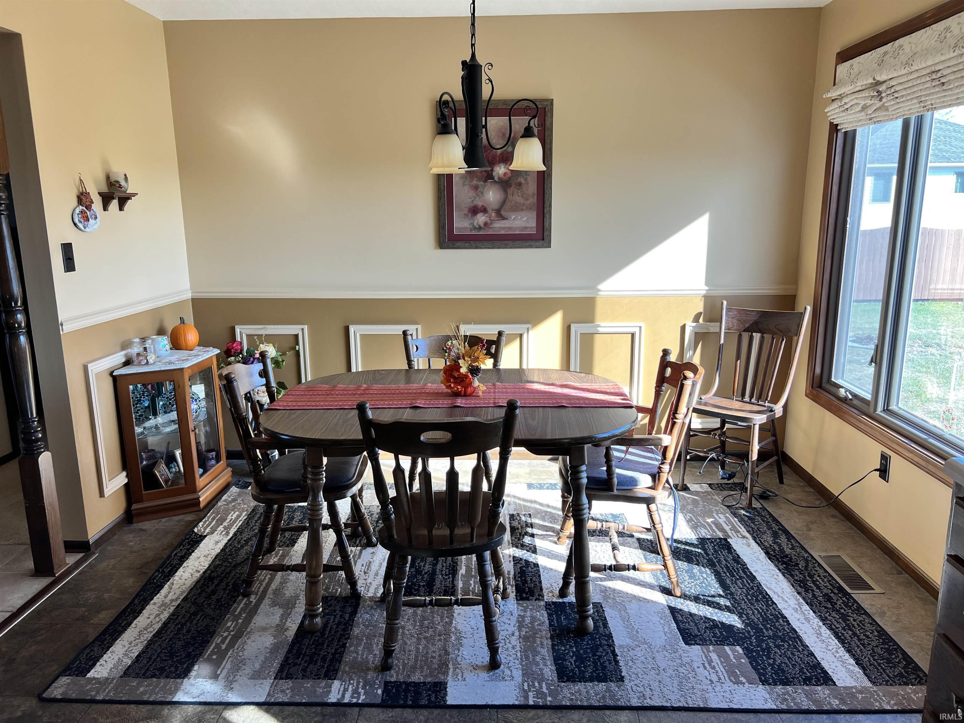 2103 West Hamilton Road South Fort Wayne, IN 46819 - Photo 6 of 20