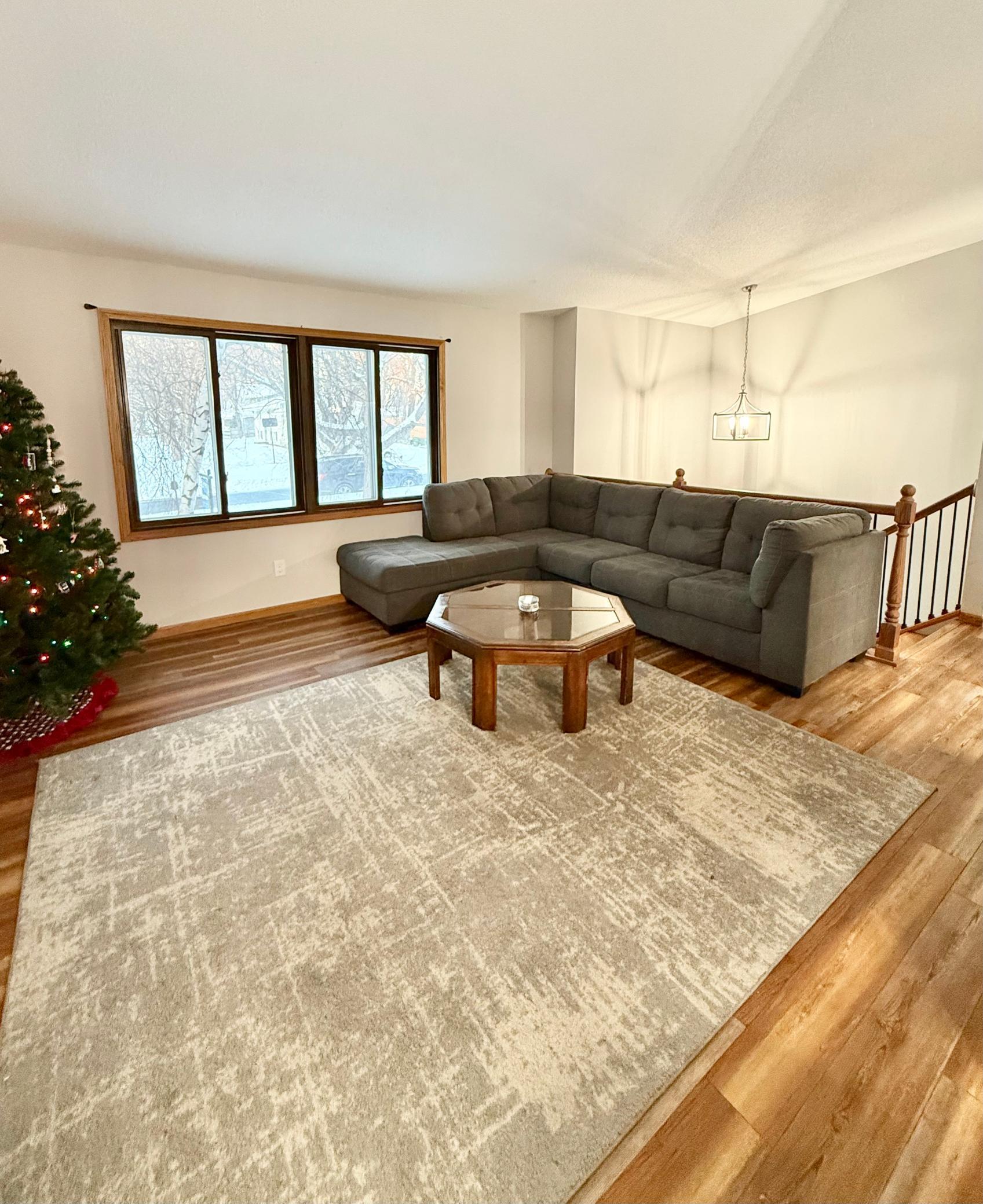 424 106th Avenue Northwest Coon Rapids, MN 55448 - Photo 5 of 17