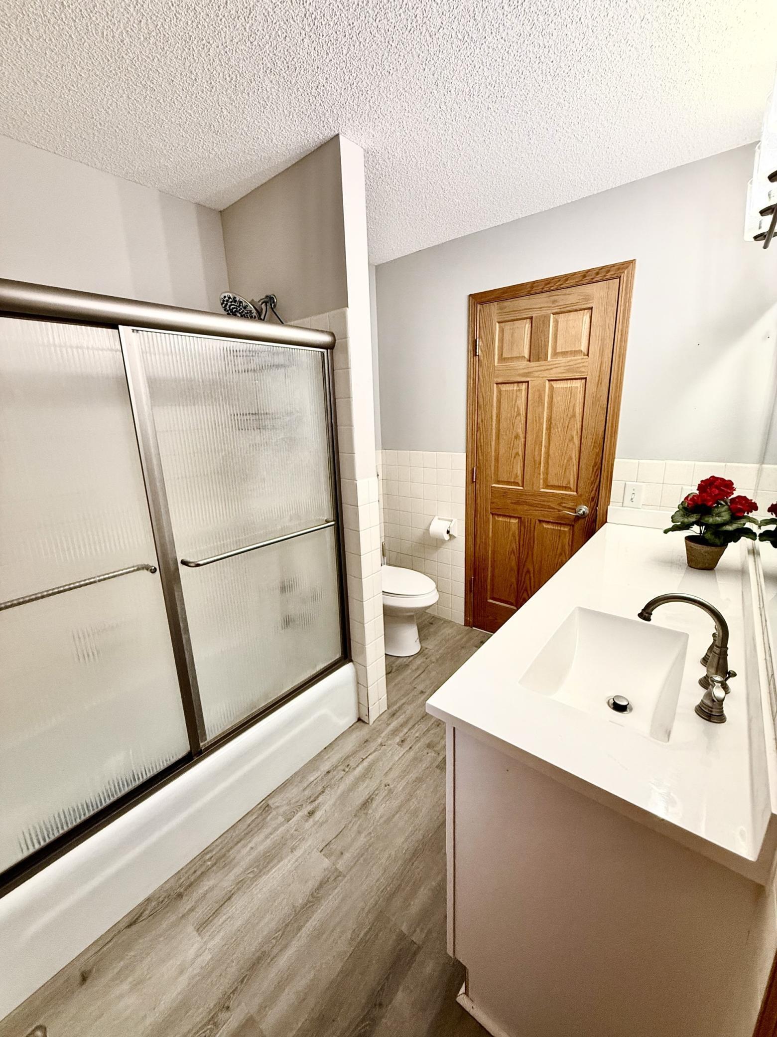 424 106th Avenue Northwest Coon Rapids, MN 55448 - Photo 10 of 17