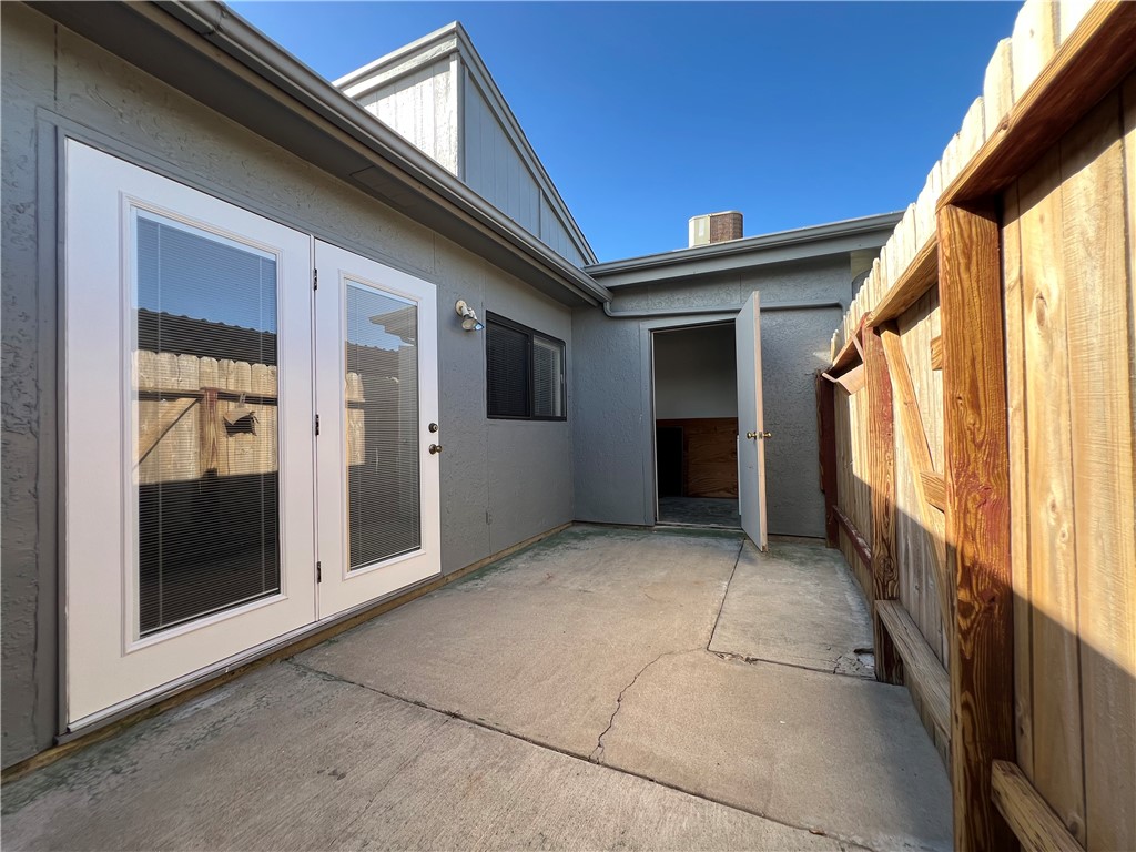 1818 Rodd Field Road, Unit H1 Corpus Christi, TX 78412 - Photo 15 of 18