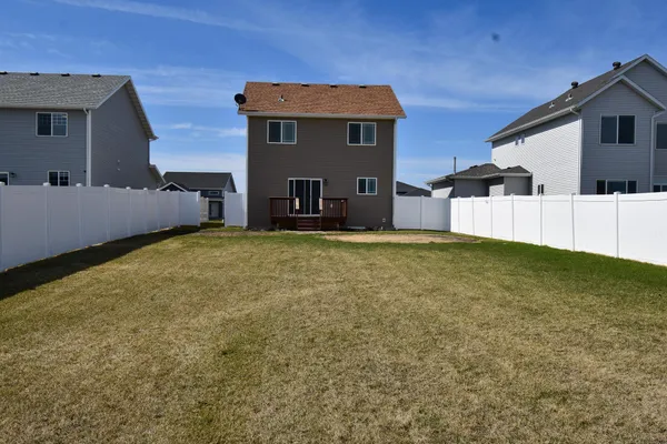 $360,000 | 5525 8th Street West, West Fargo, ND 58078