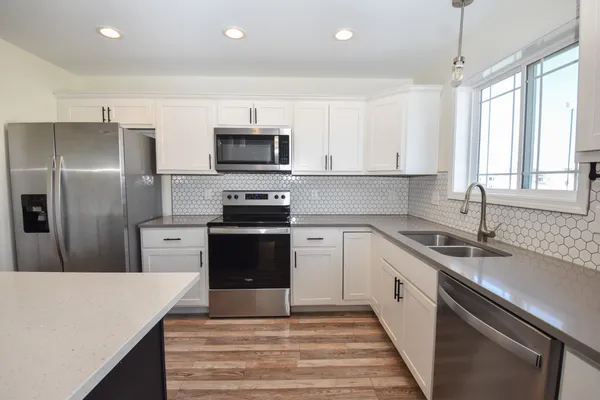 $360,000 | 5525 8th Street West, West Fargo, ND 58078